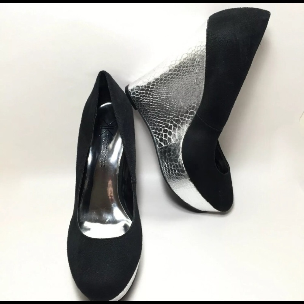 Kardashian Wedge Sz 8.5